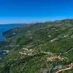 Villa Prisunac *